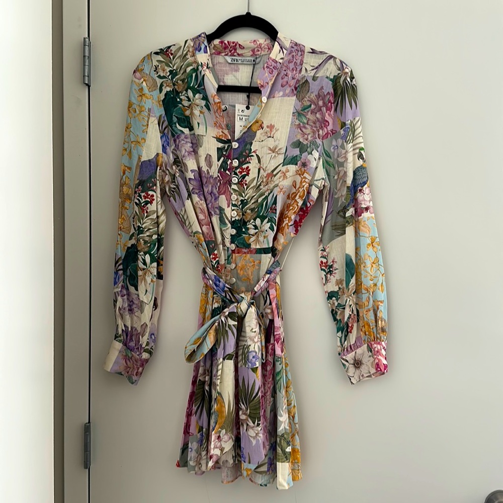 Zara Floral Dress - Size M (Brand New)